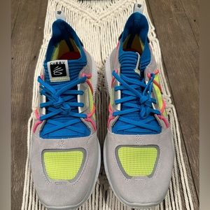 Under Armour Curry Flow Cozy Sneakers